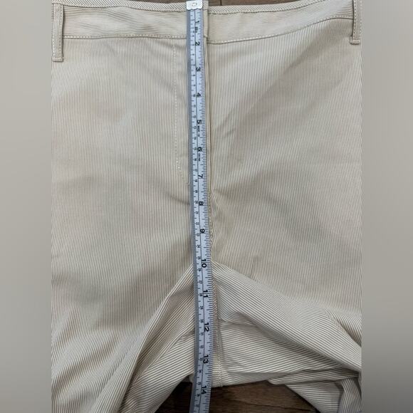 NWT Talbots Pinstripe Stretch Bermuda Shorts Cream Tan 13” Inseam Size 18 - Picture 8 of 9